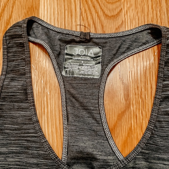Racerback workout tank - Picture 2 of 2